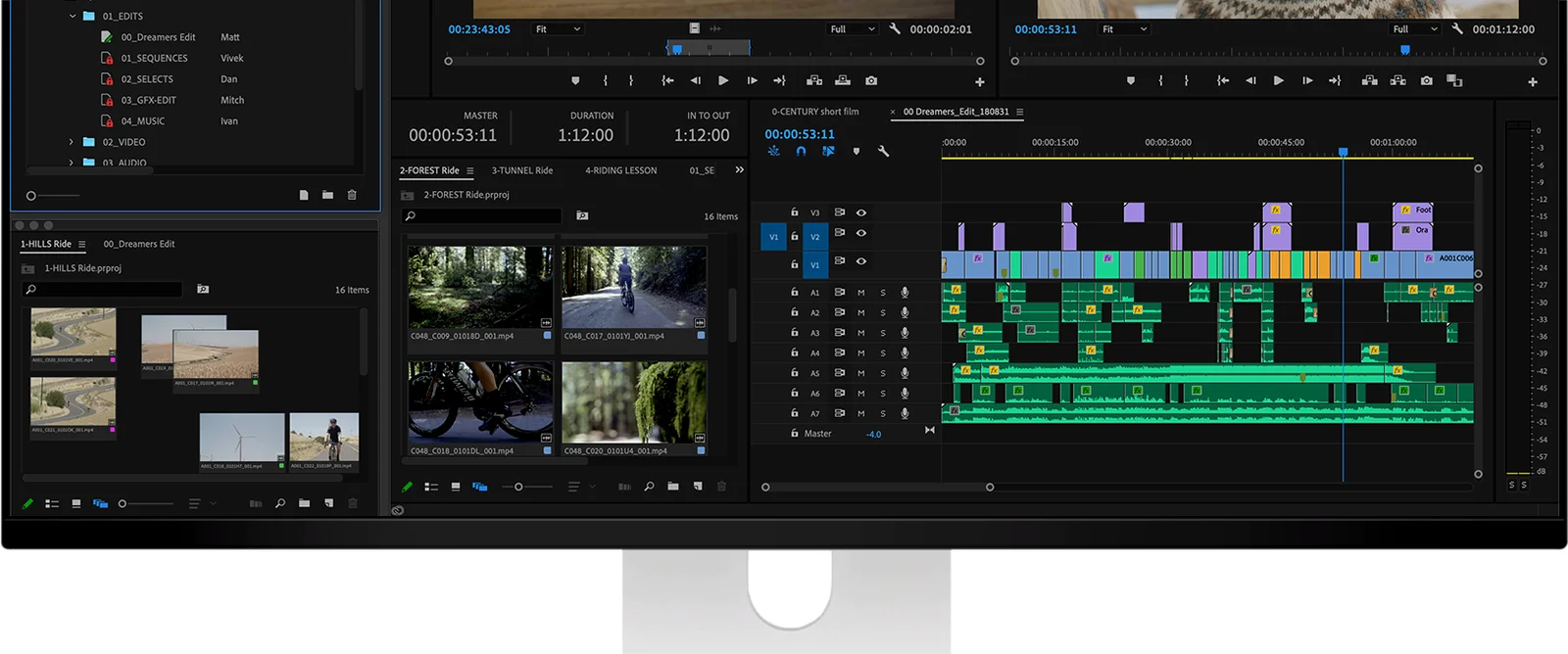 Logiciel de montage vidéo avec sa timeline et ses panneaux affiché sur le Kuycon Q32S